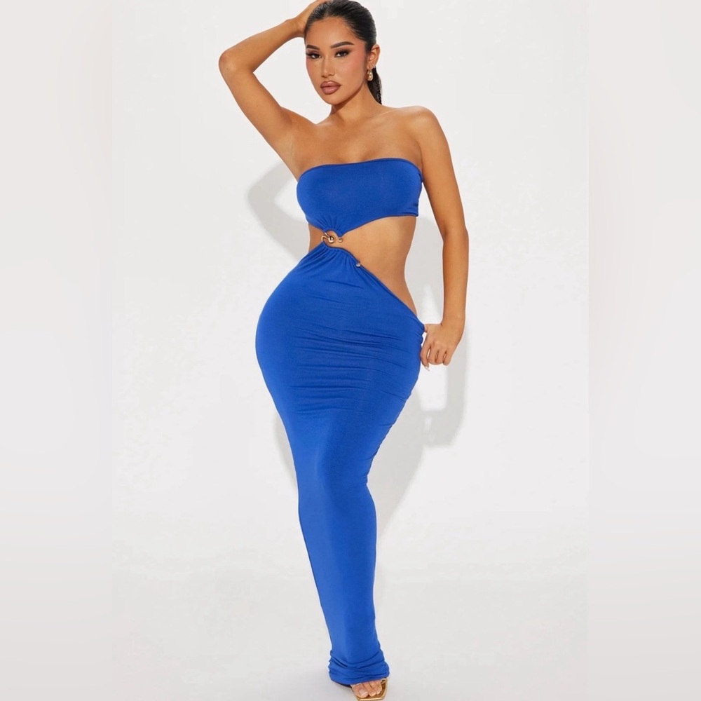 Fashion Nova Maxi Dress cut out - NWT